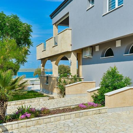 Apartments Mavracic Vir Exterior photo