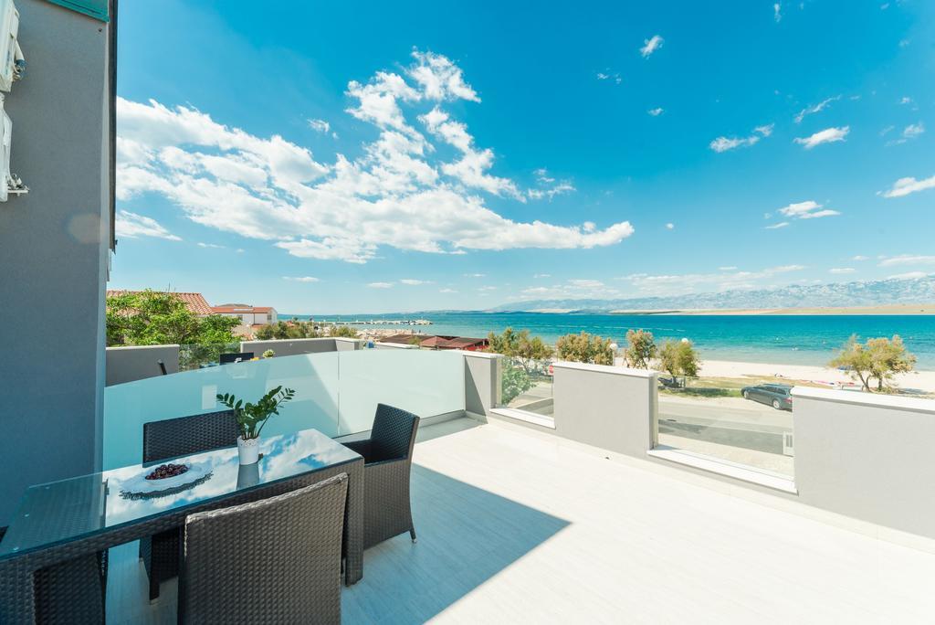 Apartments Mavracic Vir Exterior photo