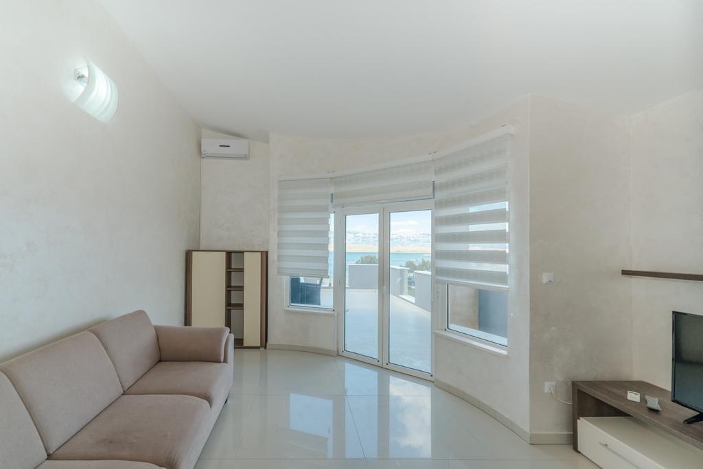 Apartments Mavracic Vir Exterior photo